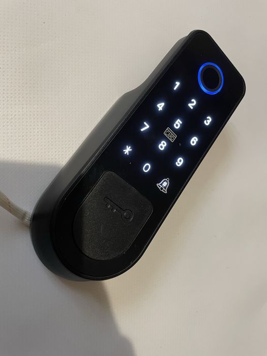 Смарт-замок з Bluetooth – кодовий замок, відбиток, картка, ключ