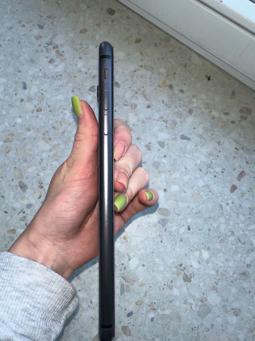 IPhone 8 Plus 64 GB, czarny, bez gwarancji