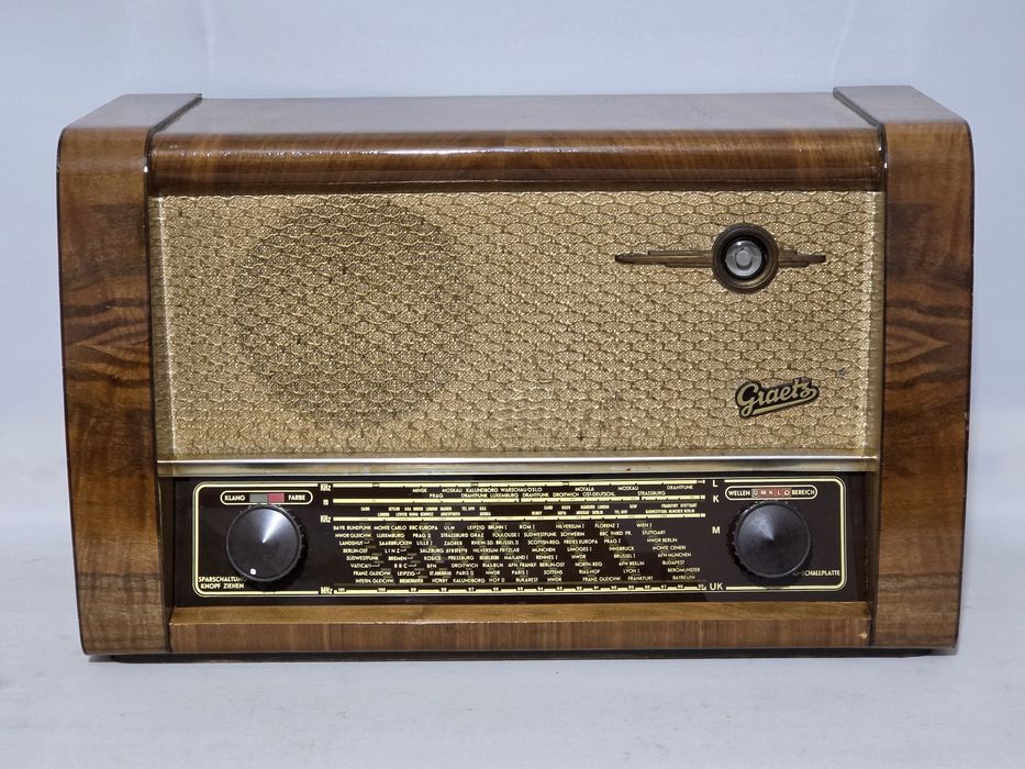Rádio antigo reparado Graetz