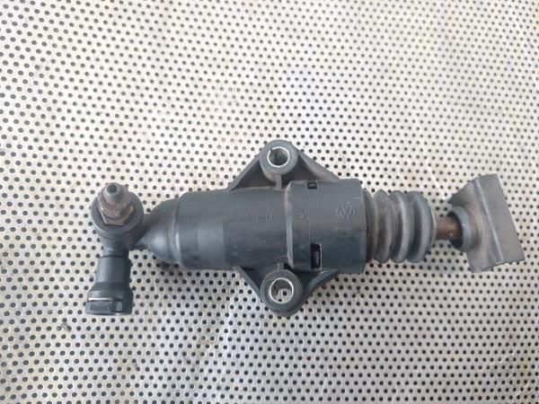 Bomba de embraiagem VOLKSWAGEN Golf IV (1J1)