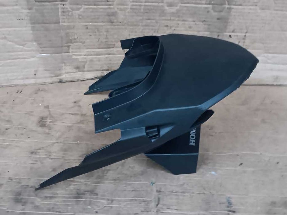 Carenagem do farolim Honda CBF125