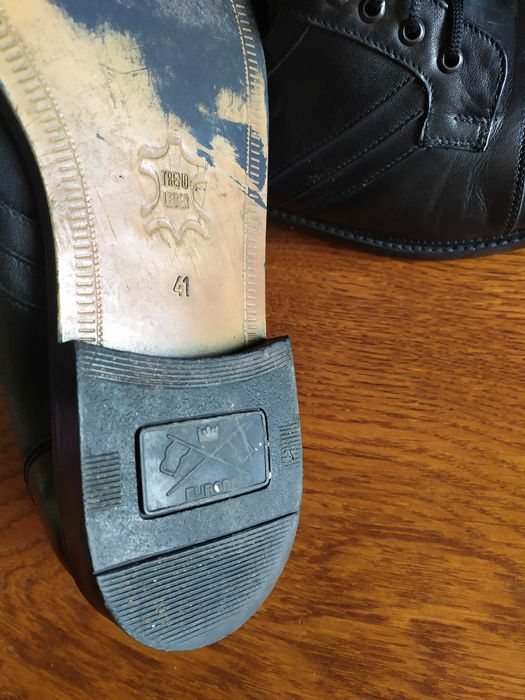 Buty wizytowe do garnituru czarne że skóry rozm. 41