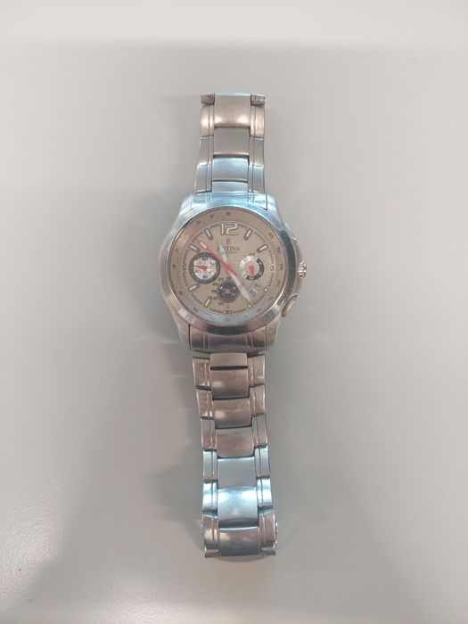 Relógio Festina aço prateado