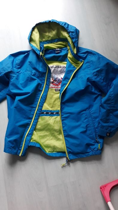 Kurtka jesienna 4F rozmiar 146