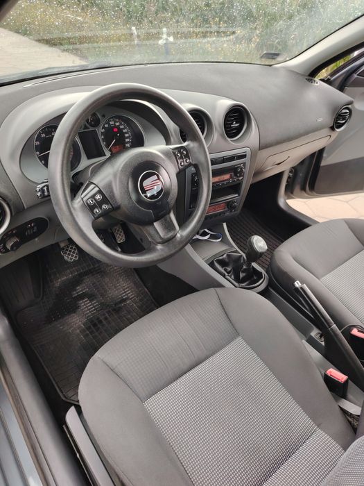 Seat ibiza 3 1.4 benzyna