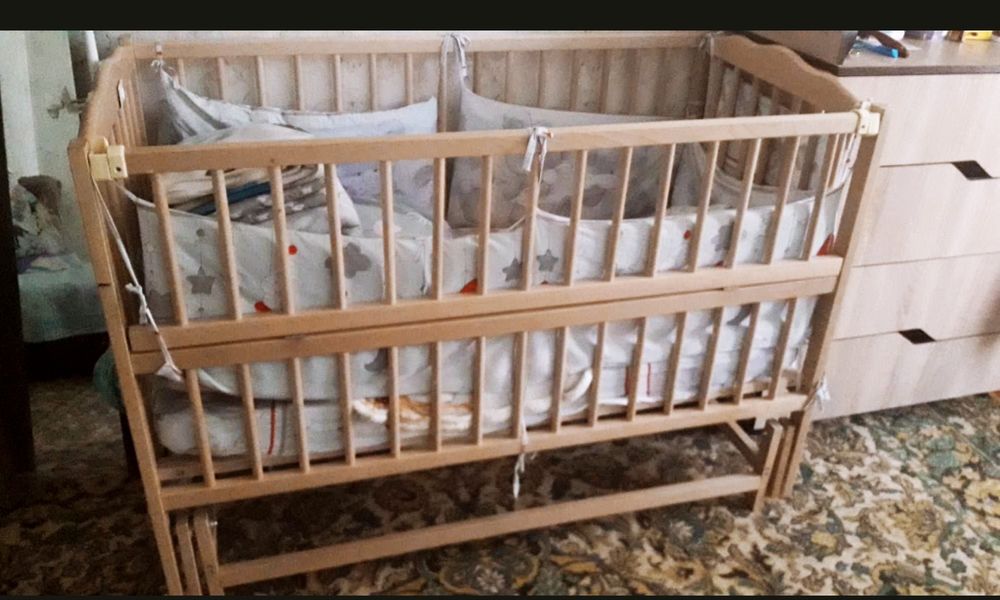 Дитяче ліжко Маятник