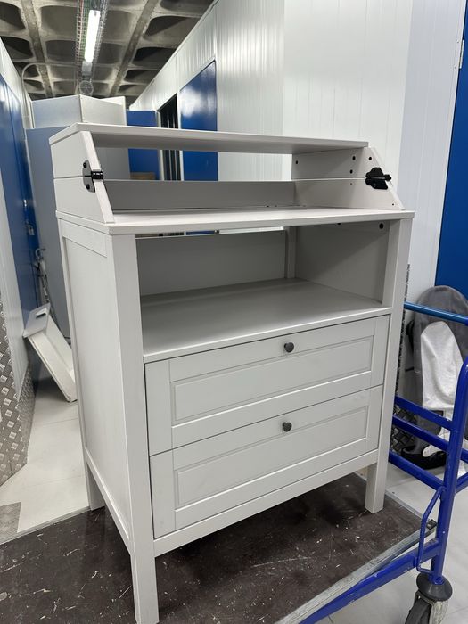 Muda Fraldas com comoda Ikea