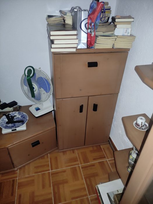 Móveis de sala completa em madeira