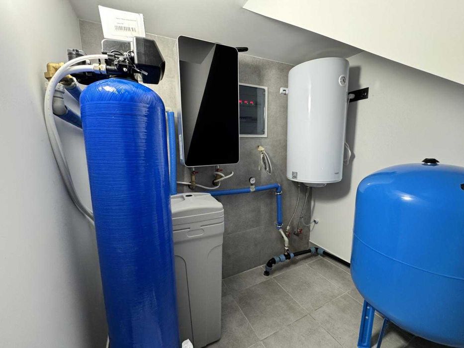 Невеликий будинок в котеджному містечку