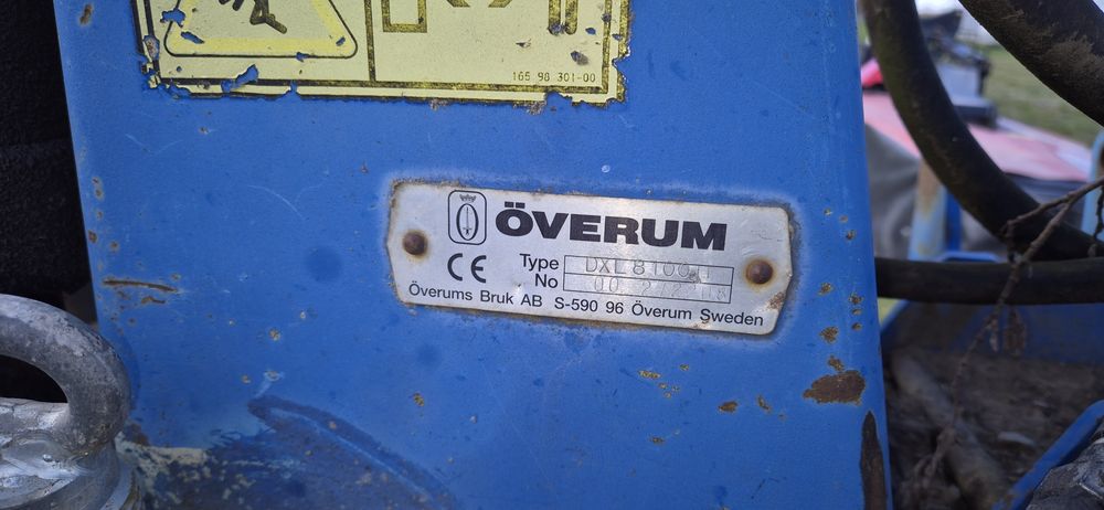 Pług obracalny 8 skibowy overum dvxl na wózku