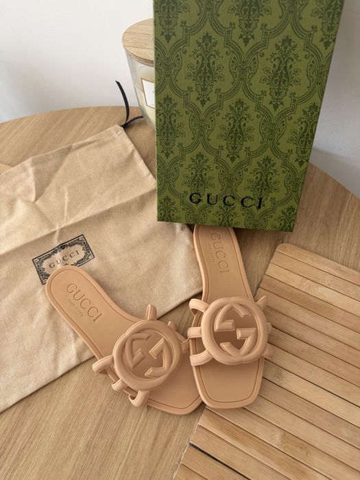 Klapki Gucci Sandały GG Interlocking G