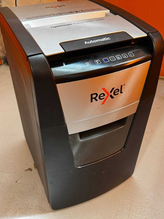 Destruidora Rexel Optimum AutoFeed 150X – Como nova!
