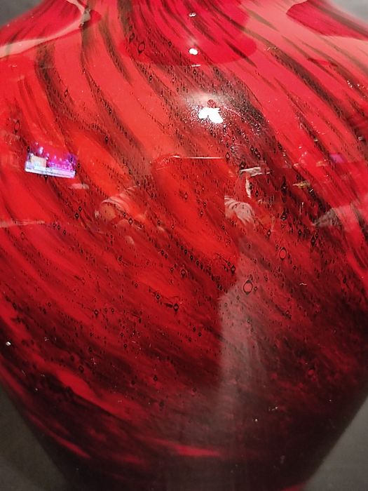 Vintage Vase Karmazynowy wazon artystyczne szkło warstwowe ręcznie wyk