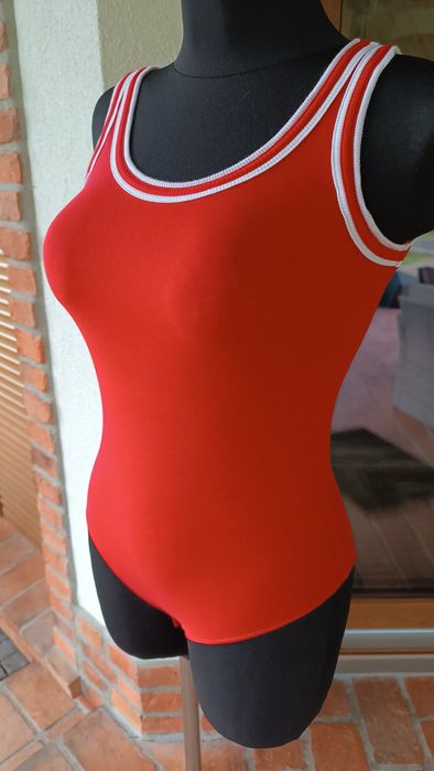 Czerwone Body na ramiączkach Sinsay