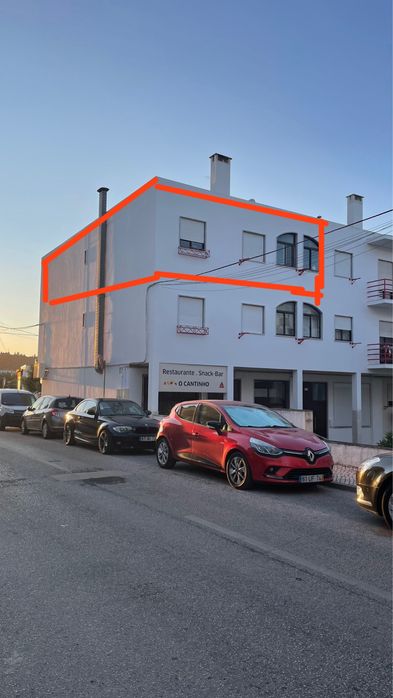 Apartamento T3 com Garagem e Sótão em Alenquer