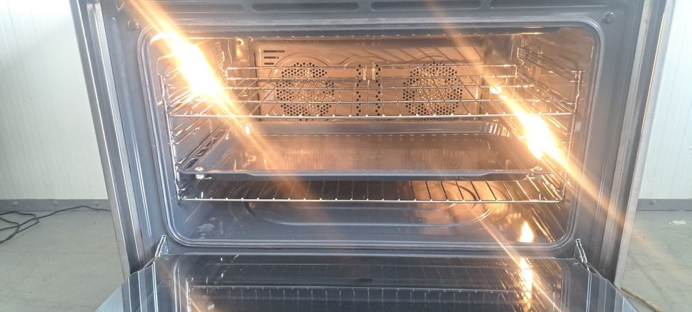 Професійна газова плита Smeg
