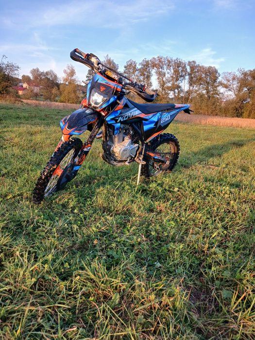 Продам кові адванс 250