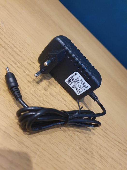 Ładowarka do tabletów mały pin 5V 2A