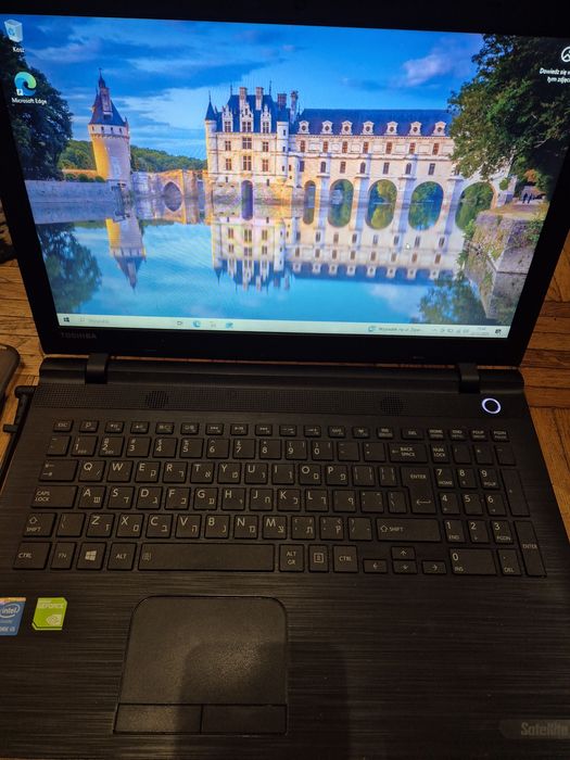 Laptop toshiba satelitę i5 5gen 8gb ram 240ssd win10 2 grafiki