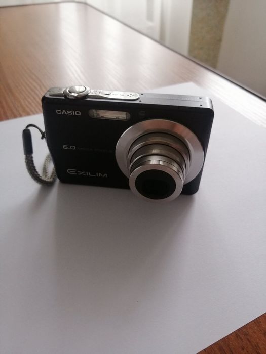 Цифрова фото камера CASIO EX-Z600, змінив опис!!!
