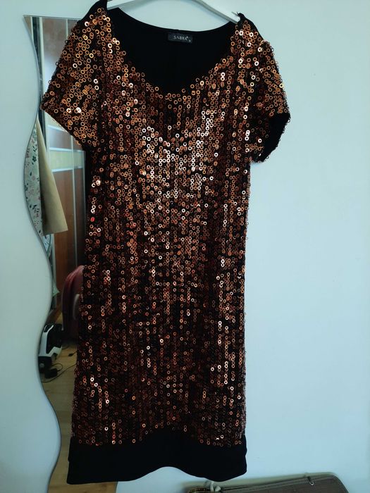 Suknia cekiny karnawał 36 Sabra