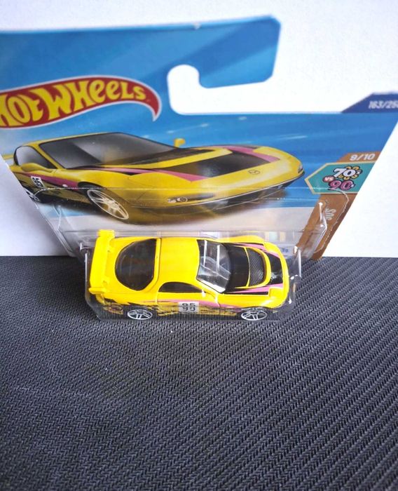 Hot Wheels 95 Mazda RX-7 Drift
