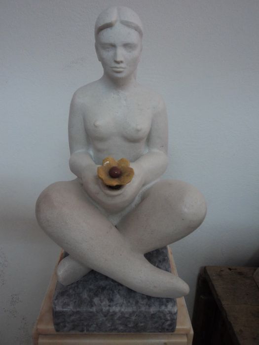 Escultura em mármore líoz