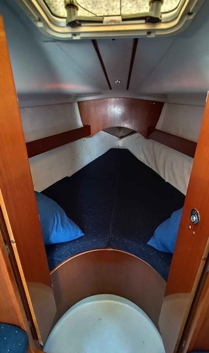 Veleiro Beneteau First 310 com lugar anual