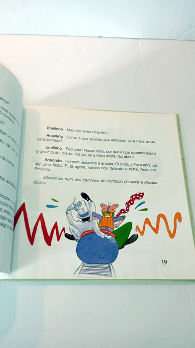 Hoje há palhaços - António Torrado
