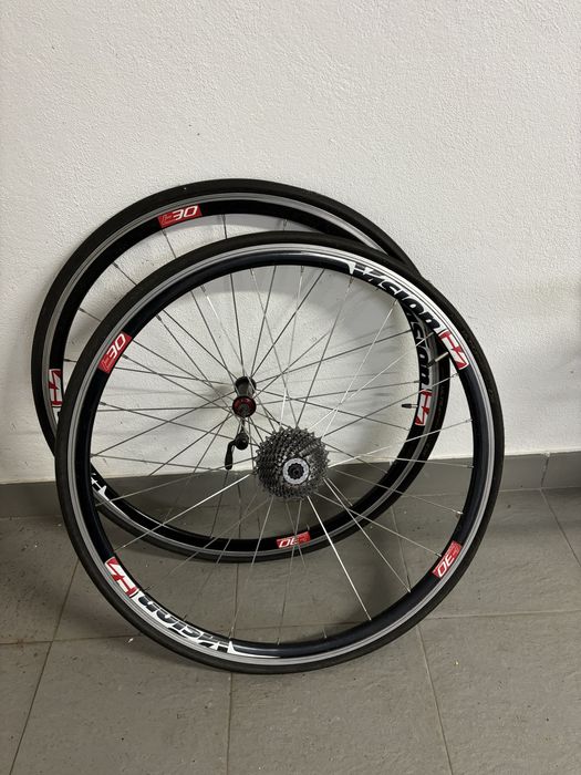 Bicicleta de Estrada BH em Carbono + Rodas Vision