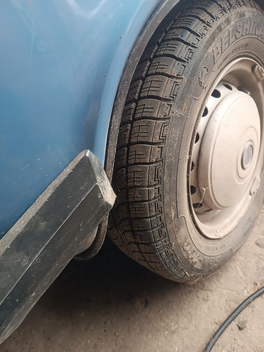 Продам   ВАЗ 21063 кпп5 газ