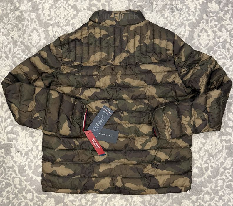 Куртка чоловіча L Tommy Hilfiger Ultra Loft