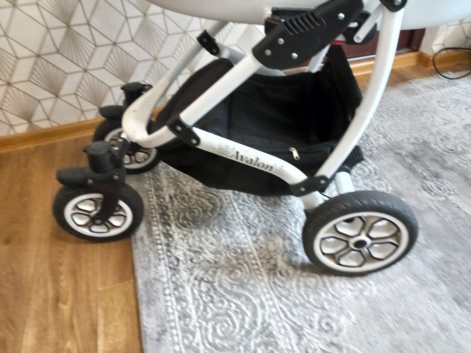 Коляска Avalon 2 в 1