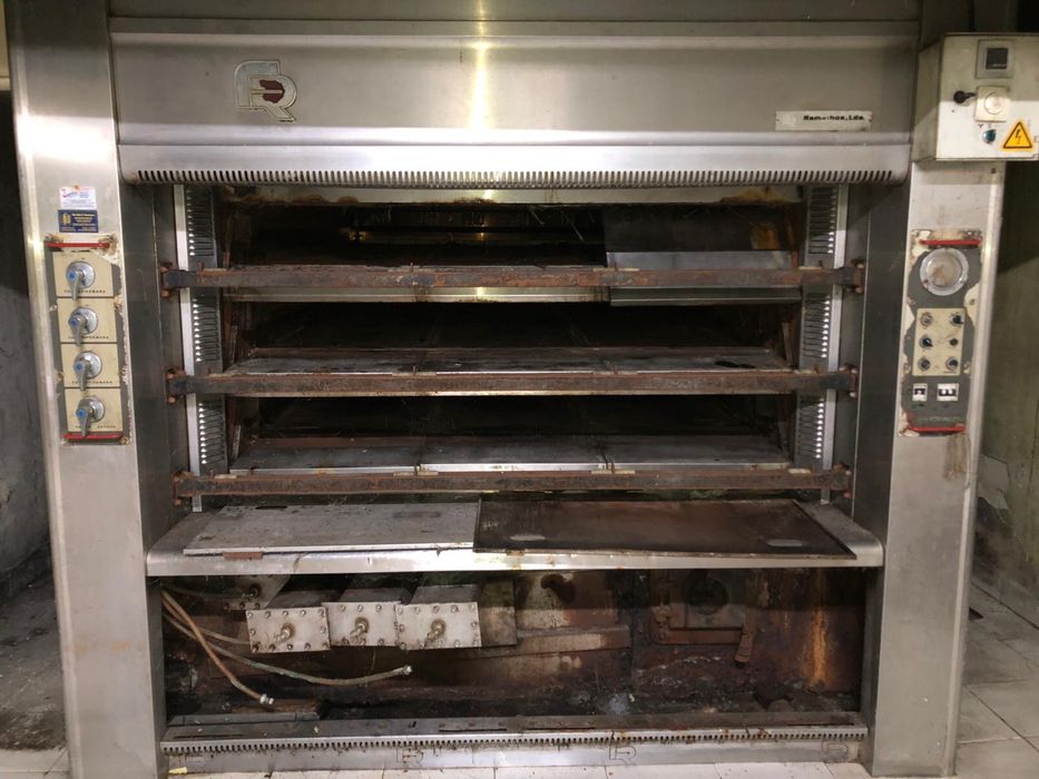 Forno de padaria a lenha e a pellets