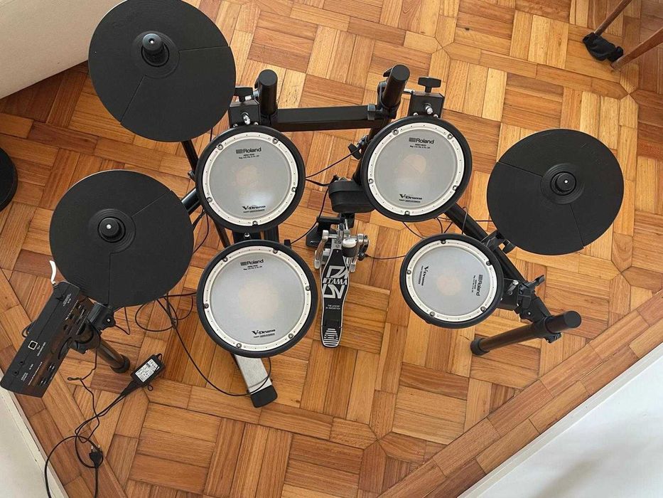 Bateria Digital Roland TD07DMK + pedal bombo Tama