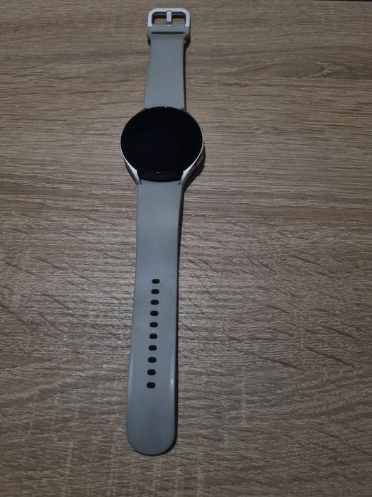 Samsung Galaxy Watch4 – Bom Estado
