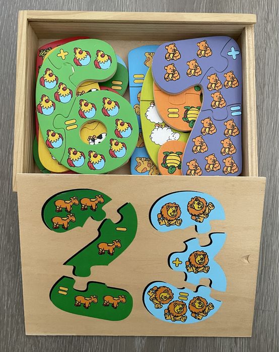 Puzzle numérico em madeira