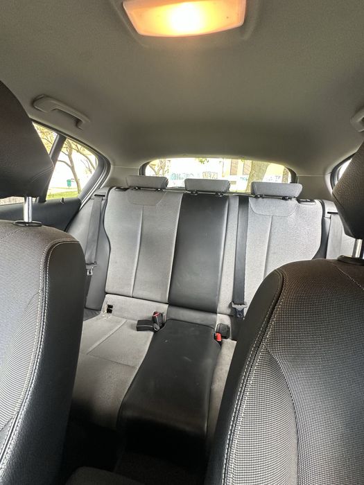 Bmw  seri1 116D Ano 2012