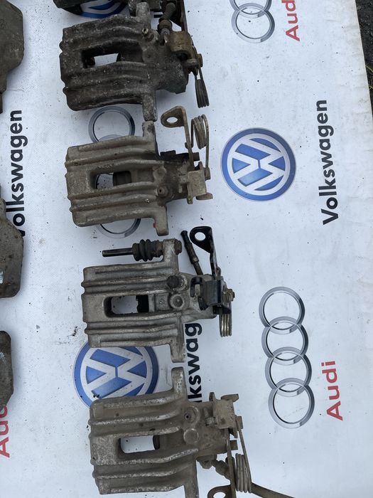 Суппорт передній задній audi a6 c5 a6 c6 a4 b6 s4 b7 b8 Q7 Touareg