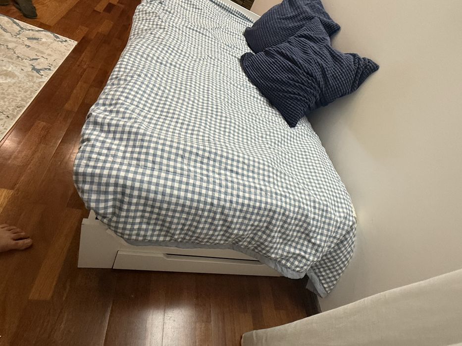 Cama de solteiro com colchao incluido