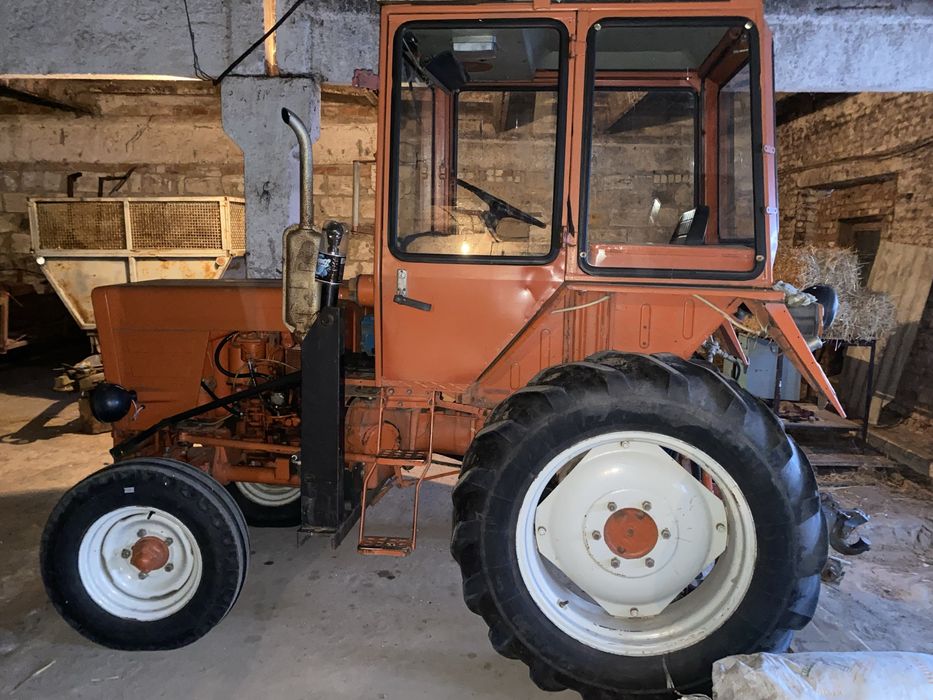 Т-25 з навантажувачем