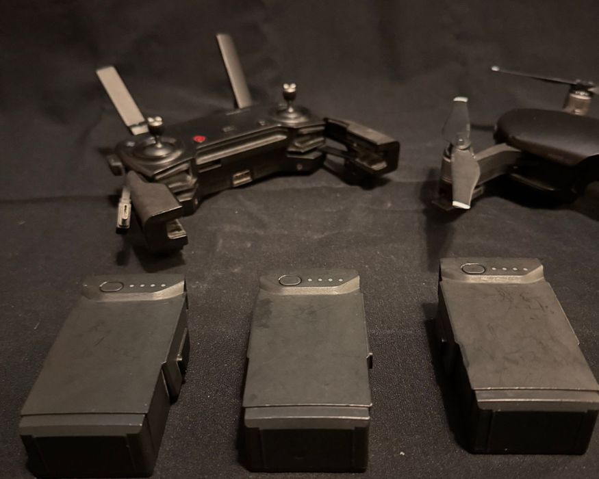 Drone DJI Mavic Air - Fly More Combo