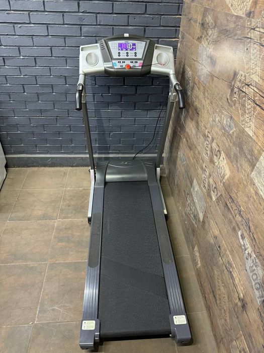 Бігова доріжка Fitlogic. Продаж. Оренда. Доставка. Гарантія.