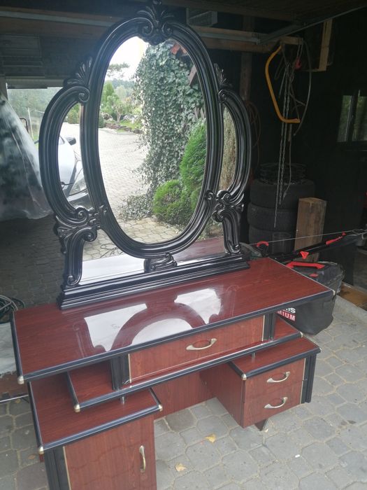 Toaletka zamiana na fotel