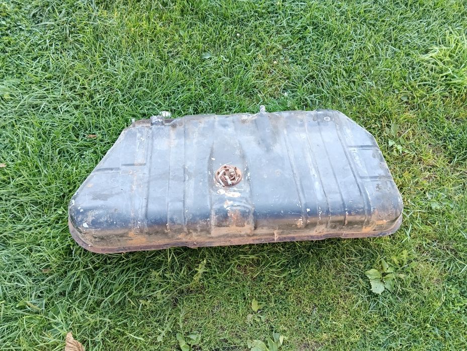 Продам бак ваз 2109