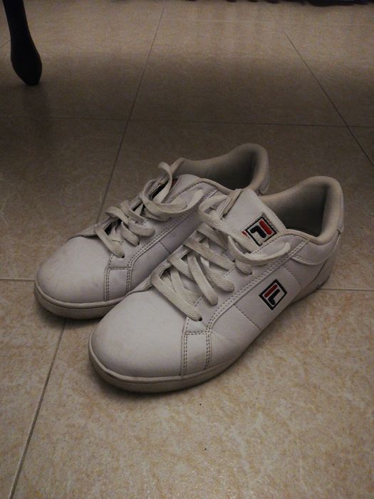 Sapatilhas Fila, tamanho 41