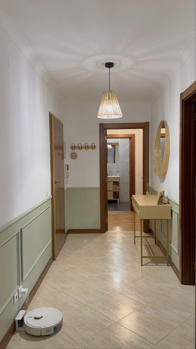 Apartamento T2 - R. António Nunes Sequeira