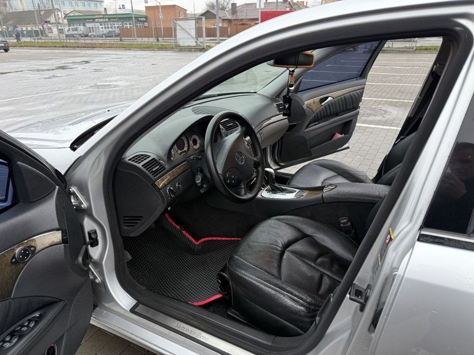 Mercedes-benz E - Class