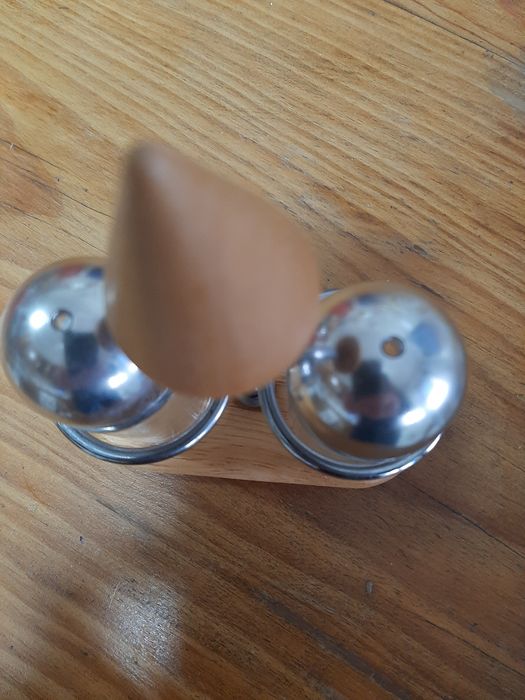 Saleiro e pimenteiro