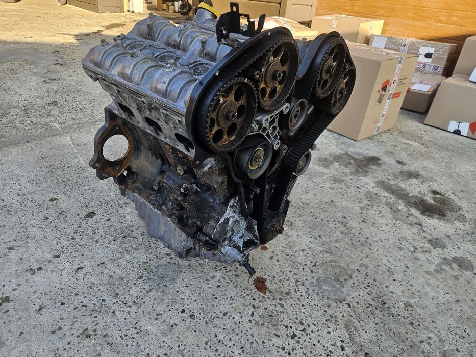 Мотор Двигун Двигатель 2.5 бензин X25XE Опель Омега Вектра Калібра